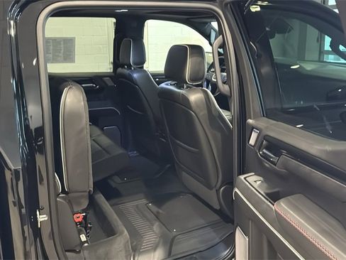 Used 2024 GMC Sierra 1500 AT4X image 16