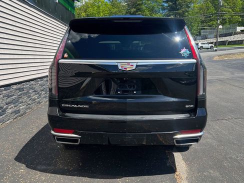 Used 2021 Cadillac Escalade Premium Luxury image 4