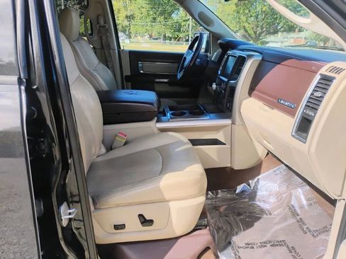 Used 2015 RAM 1500 Laramie w/ Convenience Group image 16