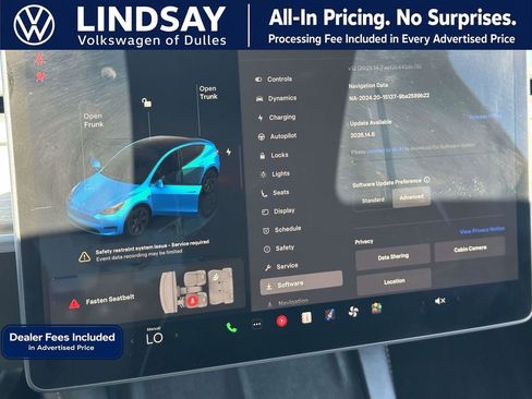 Used 2024 Tesla Model Y Long Range AWD/4WD image 24