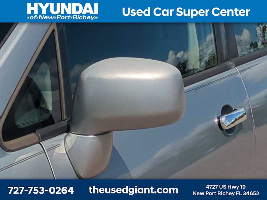 Used 2011 Nissan Versa Sedan FWD image 11