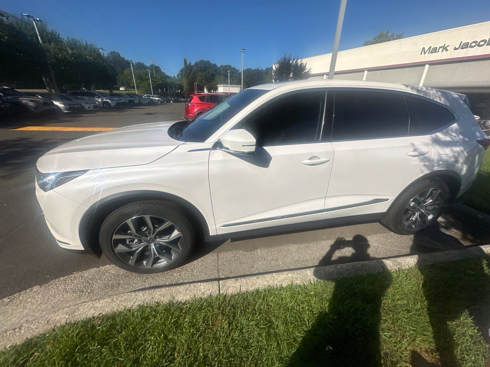 Used 2024 Acura MDX w/ Technology Package AWD/4WD image 25