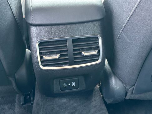 Used 2025 Hyundai Sonata SEL FWD image 20