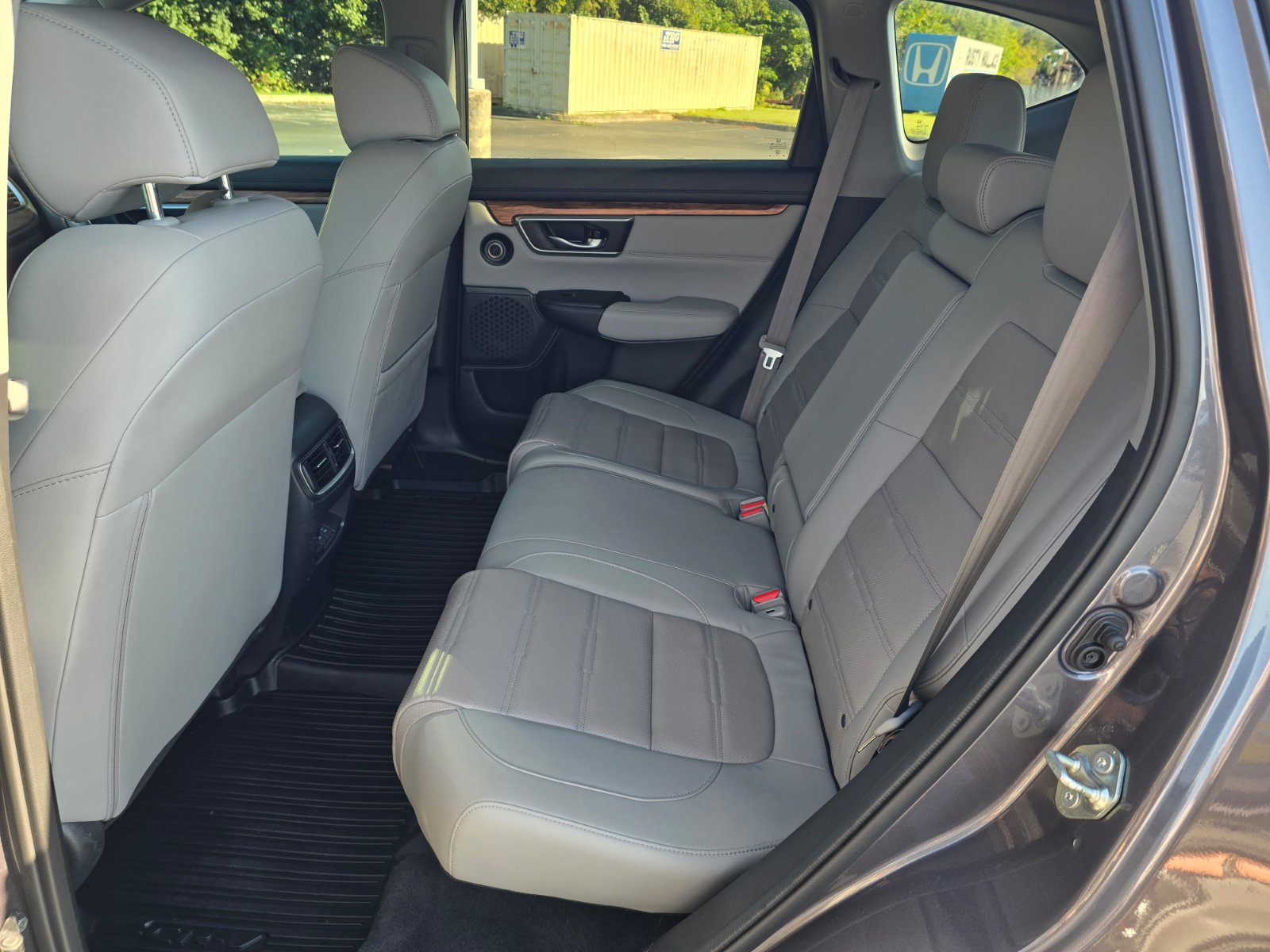 Used 2020 Honda CR-V Touring image 11