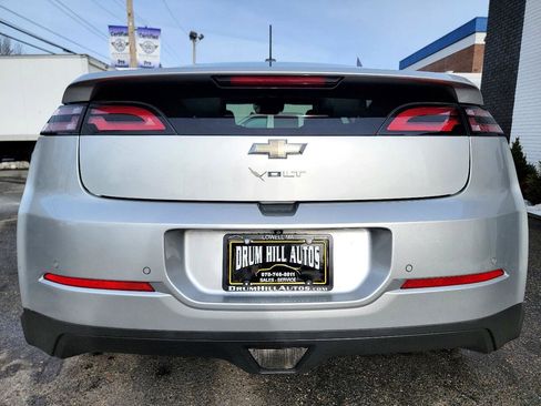 Used 2015 Chevrolet Volt Premium w/ Premium Trim Package image 4