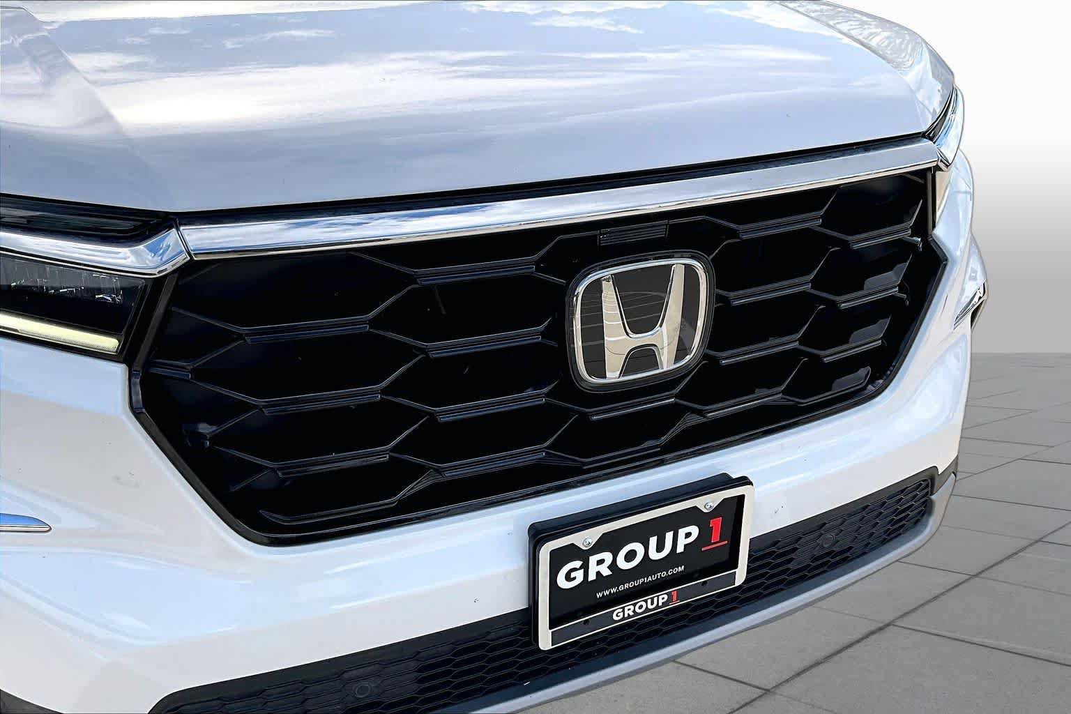 Used 2023 Honda Pilot Touring image 29