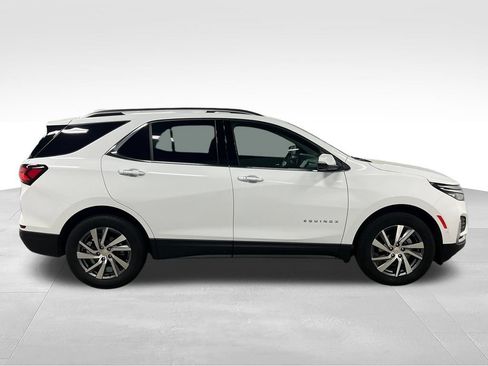 Certified 2024 Chevrolet Equinox Premier AWD/4WD image 2