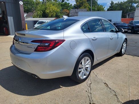 Used 2016 Buick Regal FWD image 7