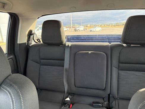 Used 2022 Nissan Frontier SV image 21