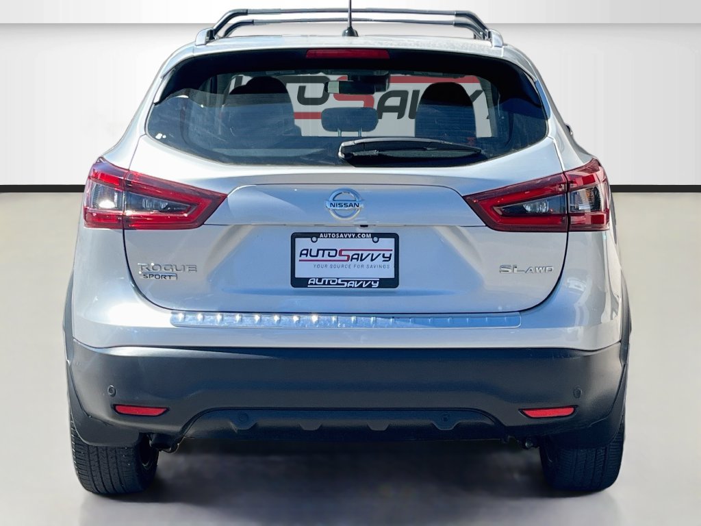 Used 2022 Nissan Rogue Sport SL AWD/4WD image 6