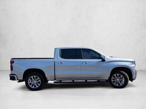 Used 2019 Chevrolet Silverado 1500 LTZ w/ LTZ Convenience Package AWD/4WD image 4