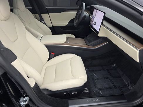 Used 2024 Tesla Model S AWD/4WD image 26