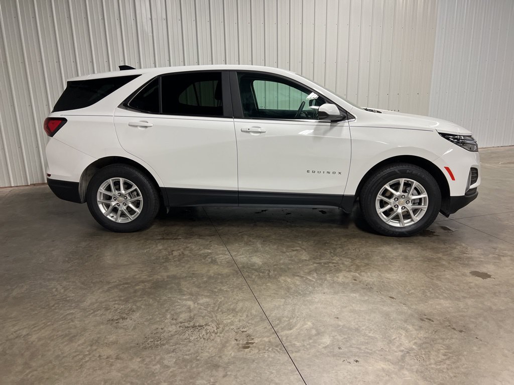 Certified 2023 Chevrolet Equinox LT AWD/4WD image 2