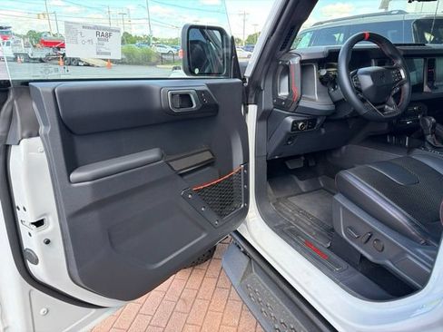 New 2026 Ford Bronco Raptor w/ Interior Carbon Fiber Pack AWD/4WD image 12