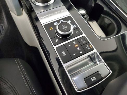 Used 2014 Land Rover Range Rover Long Wheelbase Autobiography image 18