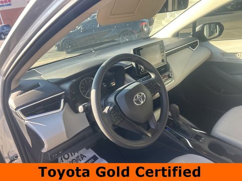 Certified 2022 Toyota Corolla LE image 11