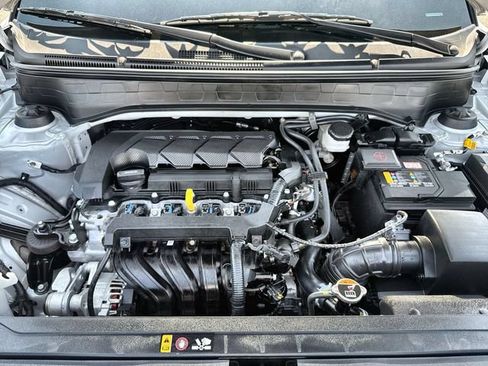 Used 2026 Hyundai Venue SEL FWD image 24