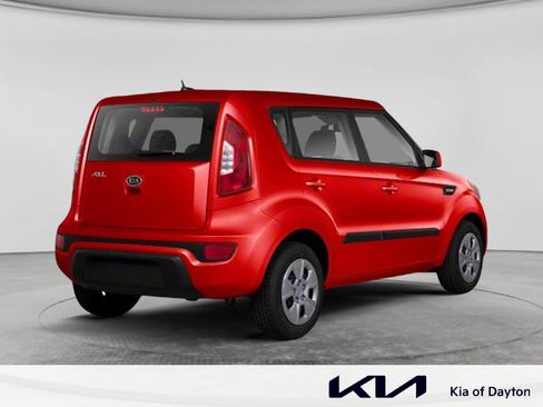 Used 2013 Kia Soul + w/ Audio Pkg FWD image 2