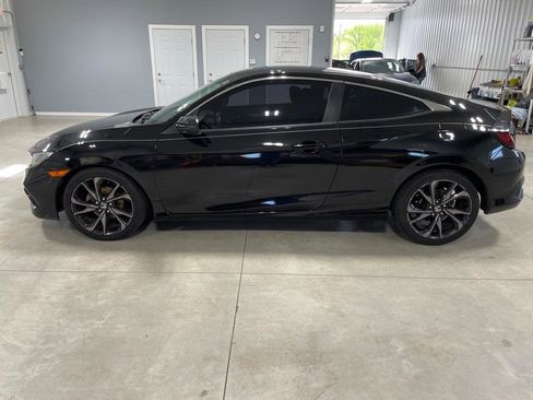 Used 2019 Honda Civic Sport image 4