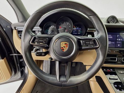 Certified 2023 Porsche Macan AWD/4WD image 14