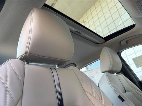 New 2027 Nissan Sentra SL w/ Floor Mat Package FWD image 17
