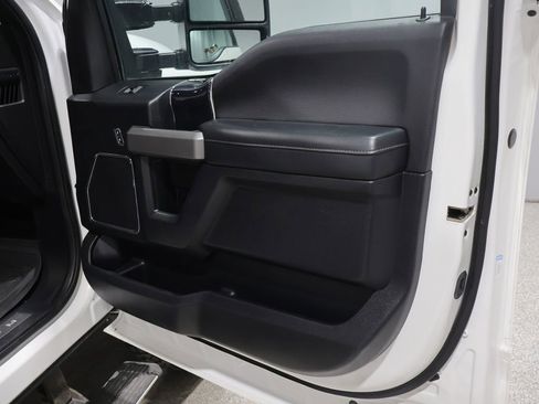Used 2020 Ford F250 Platinum AWD/4WD image 25