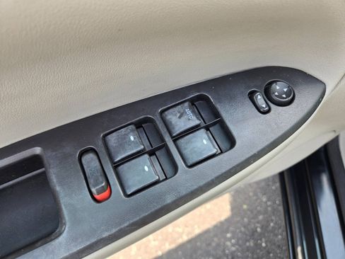 Used 2008 Chevrolet Impala LT FWD image 13