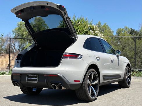 Used 2026 Porsche Macan S AWD/4WD image 31