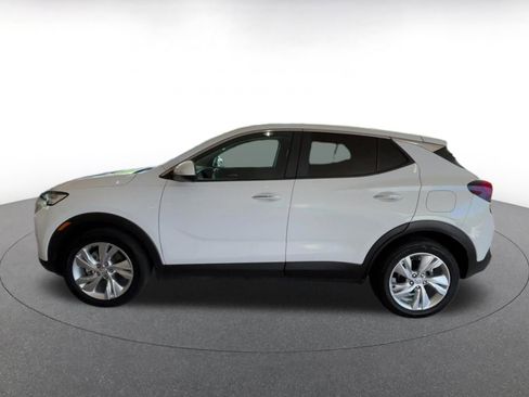 Used 2025 Buick Encore GX Preferred FWD image 9
