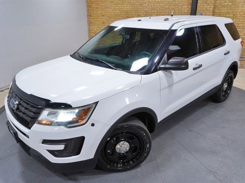 Used 2018 Ford Explorer 4WD Police Interceptor image 2
