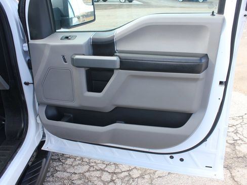 Used 2017 Ford F150 XLT w/ Trailer Tow Package image 33