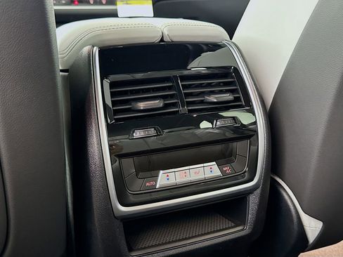 New 2026 BMW X5 xDrive50e w/ Premium Package image 27