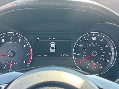Certified 2022 Kia Forte LXS FWD image 12