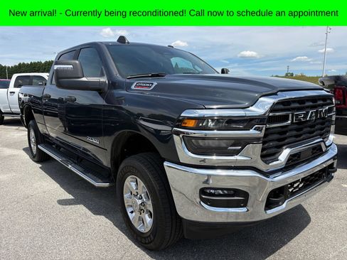 Used 2026 RAM 2500 Big Horn AWD/4WD image 1