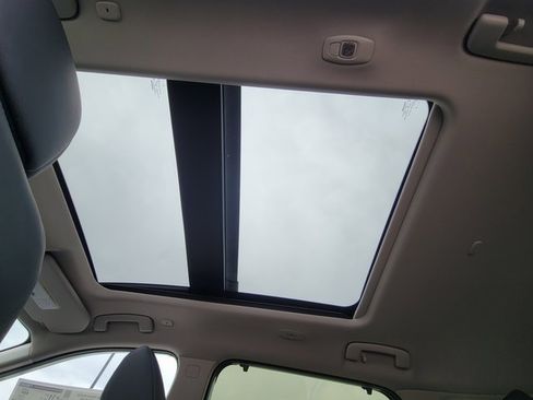 New 2026 Nissan Rogue Platinum w/ Platinum Premium Package image 12