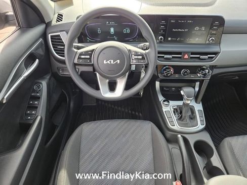 New 2026 Kia Seltos LX FWD image 13