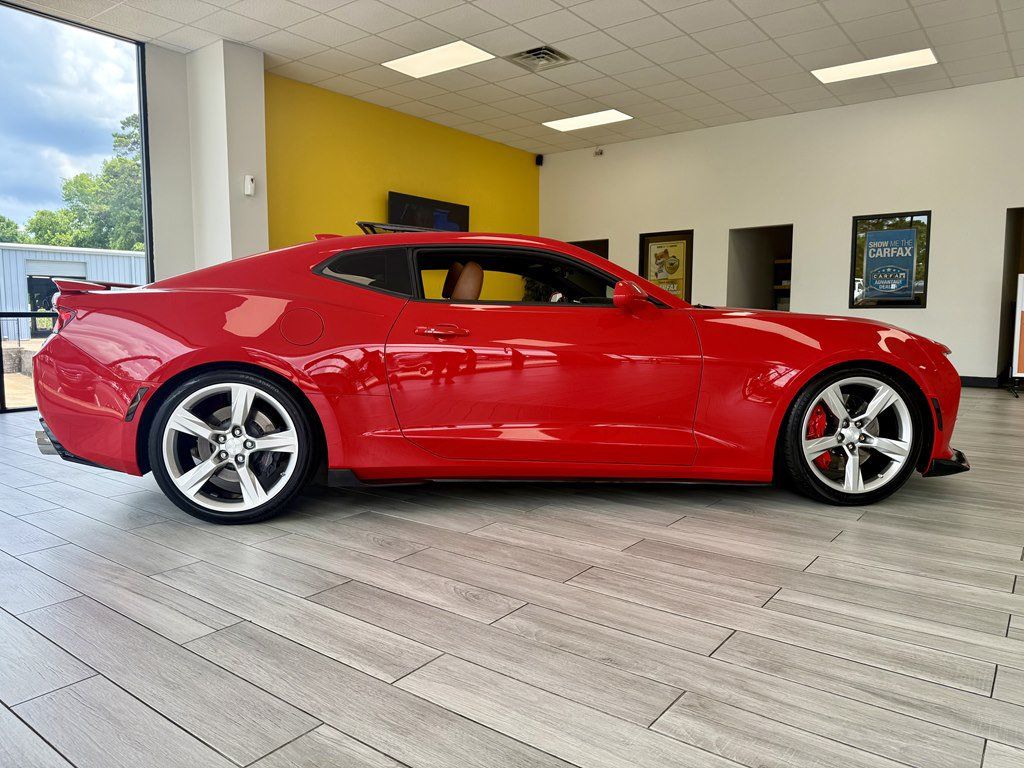 Used 2016 Chevrolet Camaro SS RWD image 5