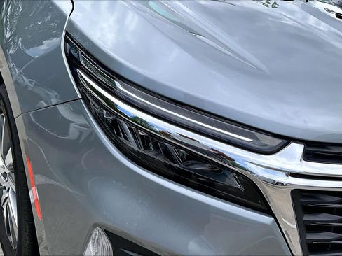 Used 2023 Chevrolet Equinox LT FWD image 26