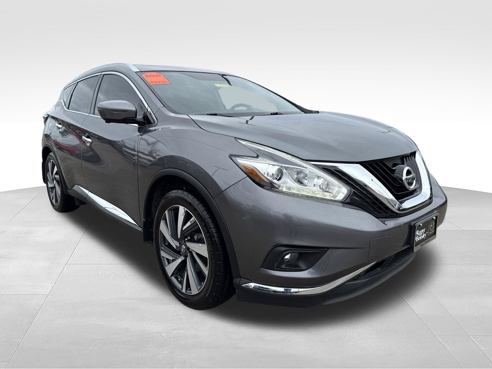 Used 2016 Nissan Murano Platinum w/ Platinum Technology Package FWD image 3