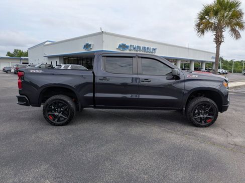 Used 2024 Chevrolet Silverado 1500 Custom Trail Boss AWD/4WD image 5
