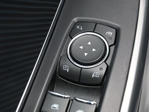 Used 2021 Ford F150 Limited image 12