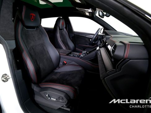 Used 2023 Lamborghini Urus S AWD/4WD image 27