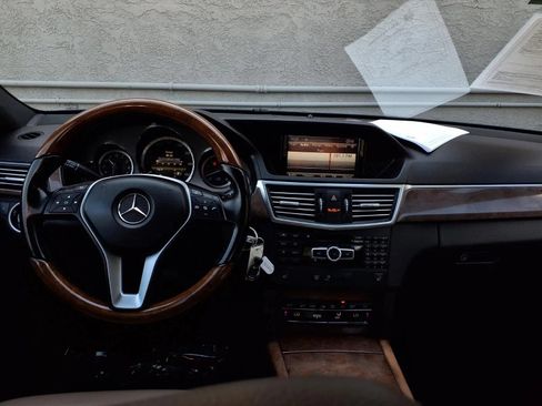 Used 2013 Mercedes-Benz E 350 Sedan image 18