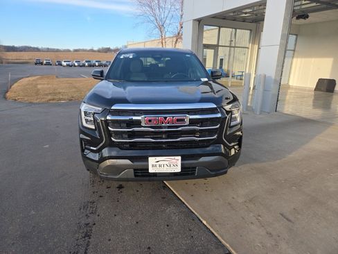 Certified 2025 GMC Terrain Elevation image 3