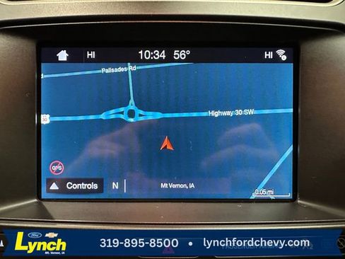 Used 2019 Ford Explorer XLT w/ Equipment Group 202A image 4