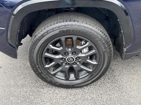 Used 2024 Toyota Tundra Platinum image 13