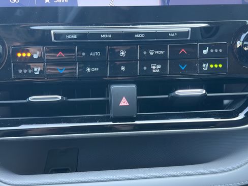 Used 2020 Toyota Highlander Limited AWD/4WD image 27