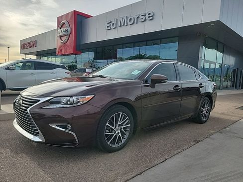 Used 2017 Lexus ES 350 w/ Navigation System Package FWD image 1