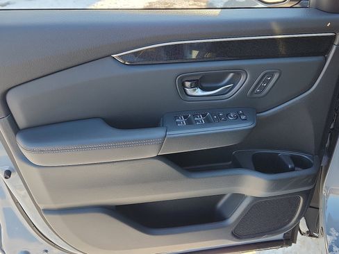 Certified 2023 Honda Pilot Elite image 12