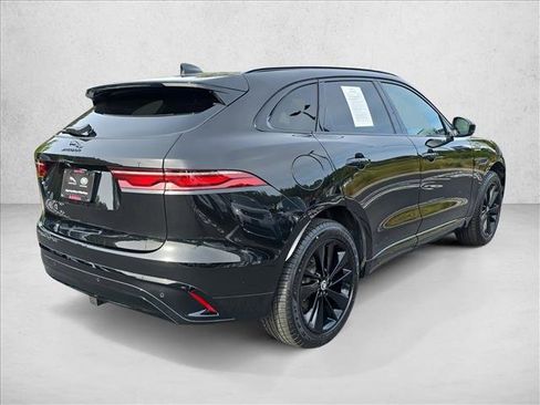 Certified 2025 Jaguar F-PACE R-Dynamic S image 5